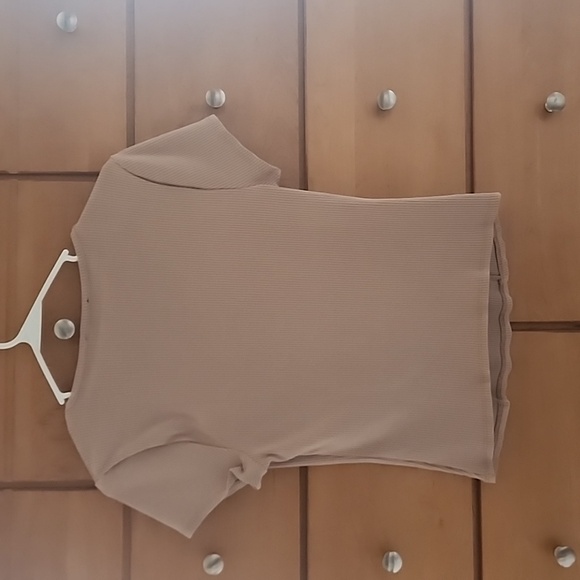 Shirt - Picture 3 of 3